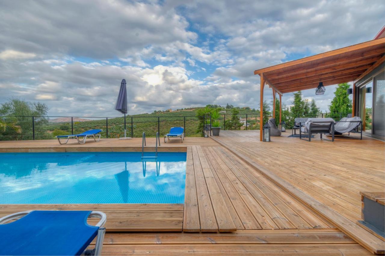 Private Pool Villa Ggki Skepasti Екстериор снимка