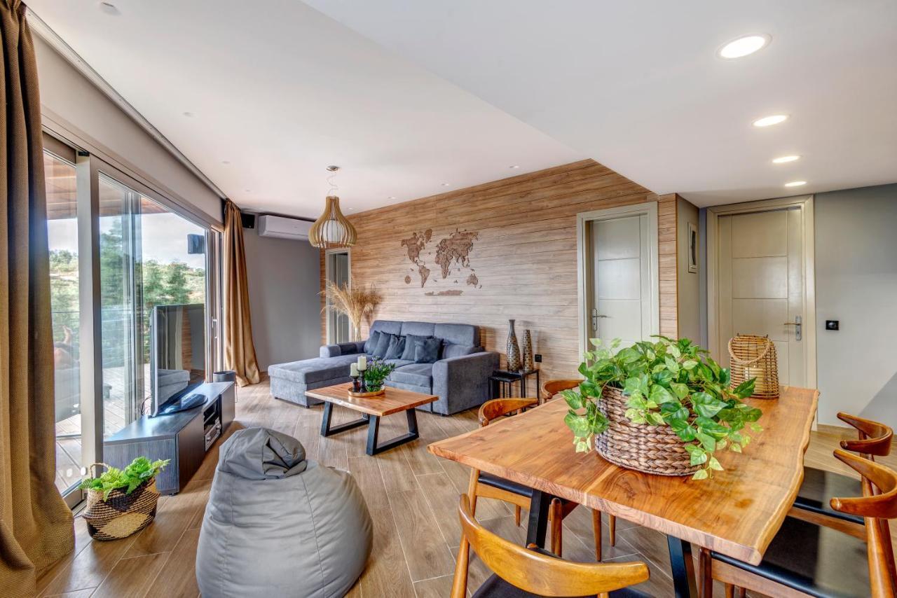 Private Pool Villa Ggki Skepasti Екстериор снимка